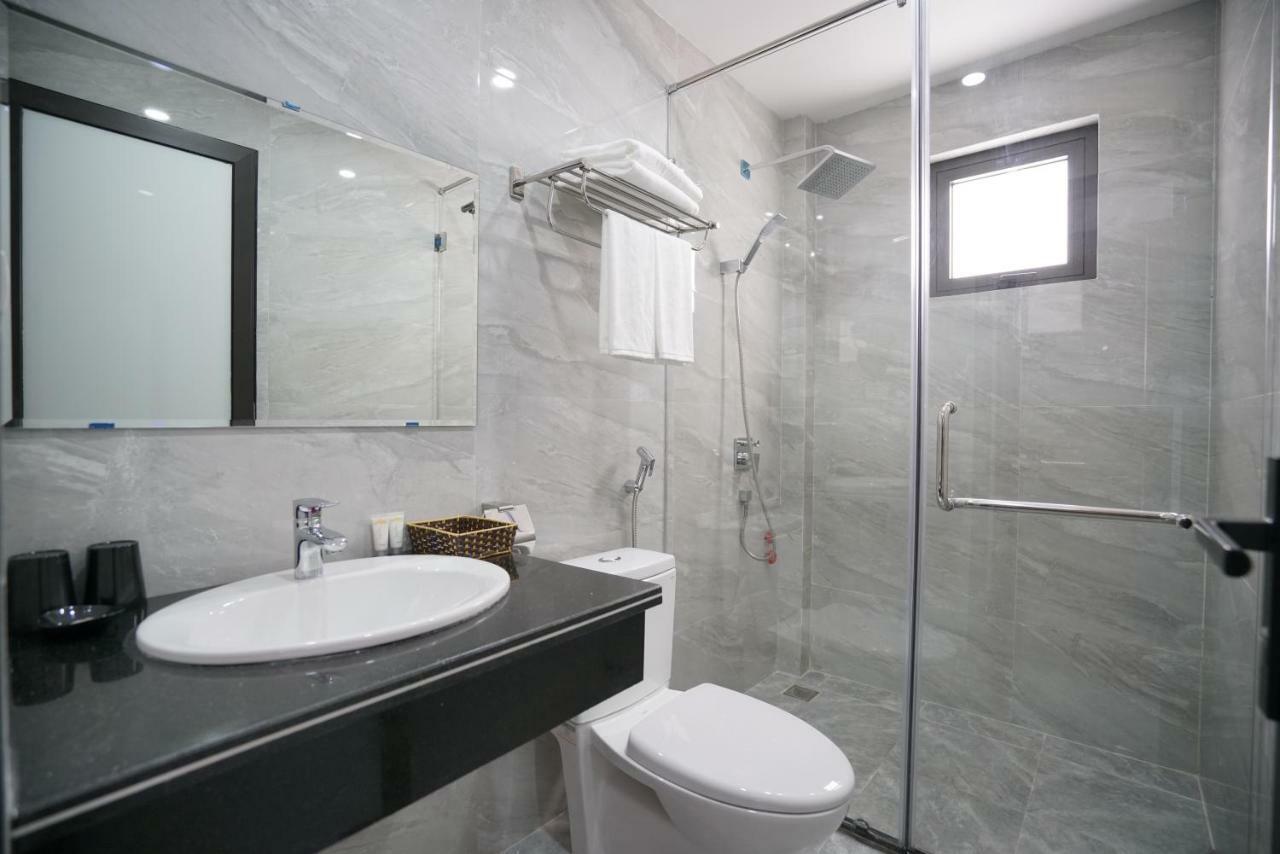 הלונג Lex Hotel מראה חיצוני תמונה