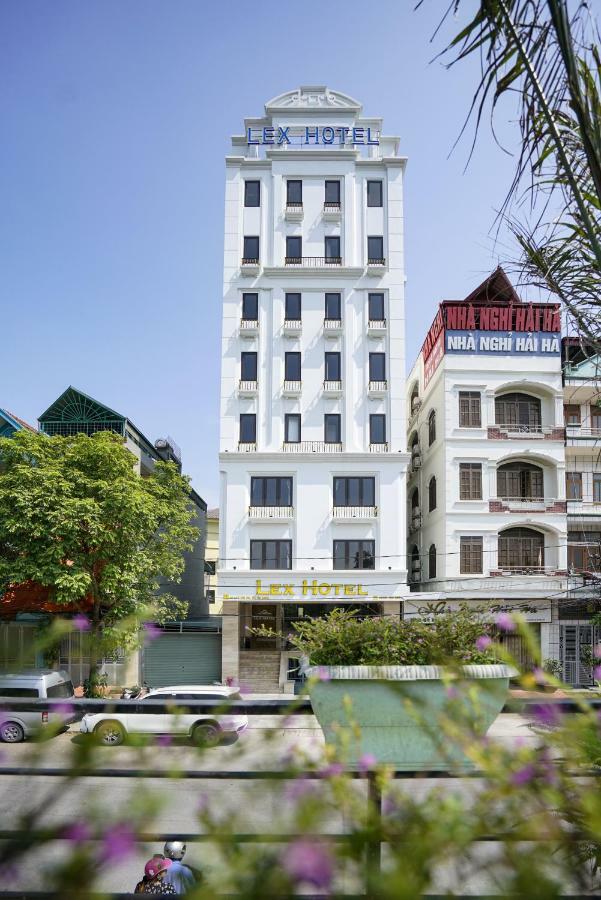 הלונג Lex Hotel מראה חיצוני תמונה