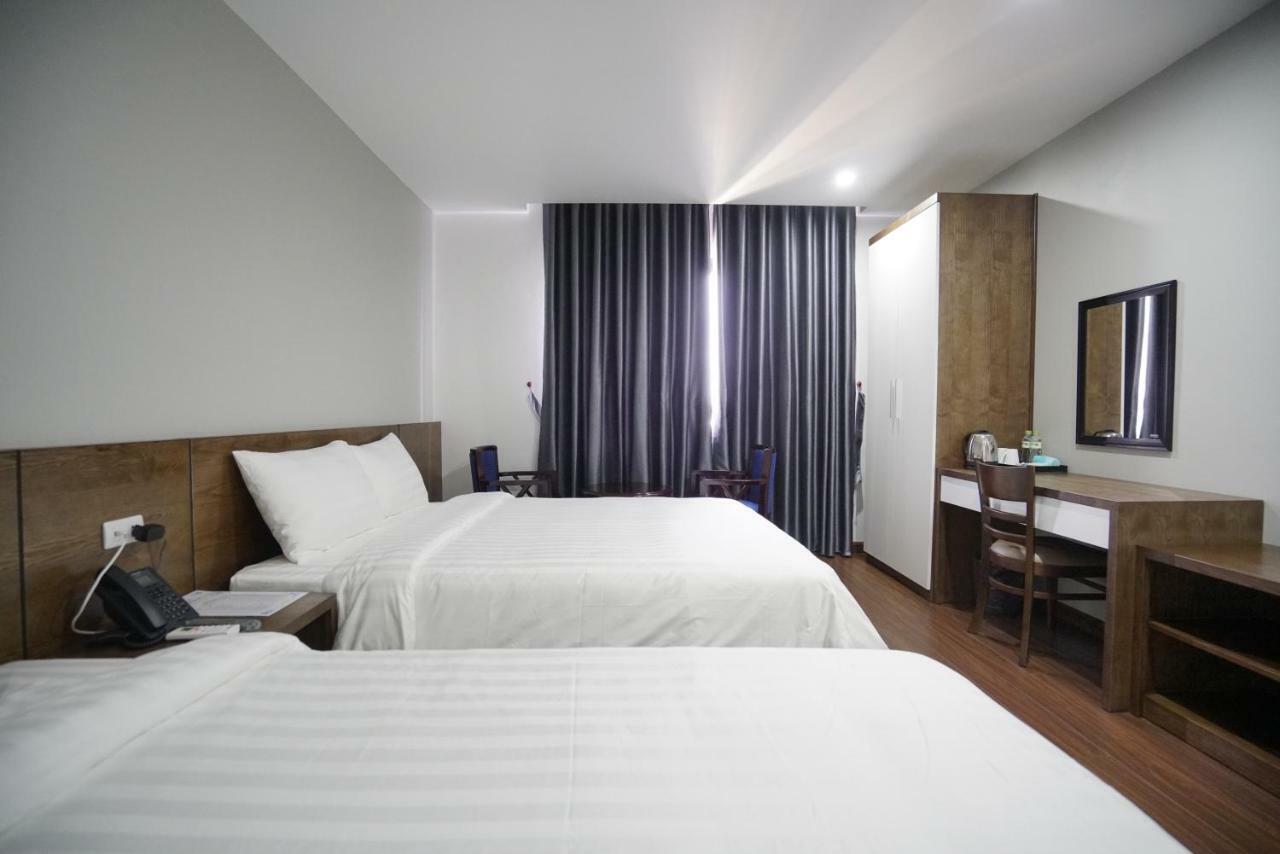 הלונג Lex Hotel מראה חיצוני תמונה