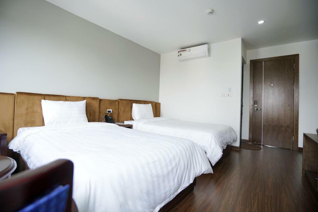 הלונג Lex Hotel מראה חיצוני תמונה